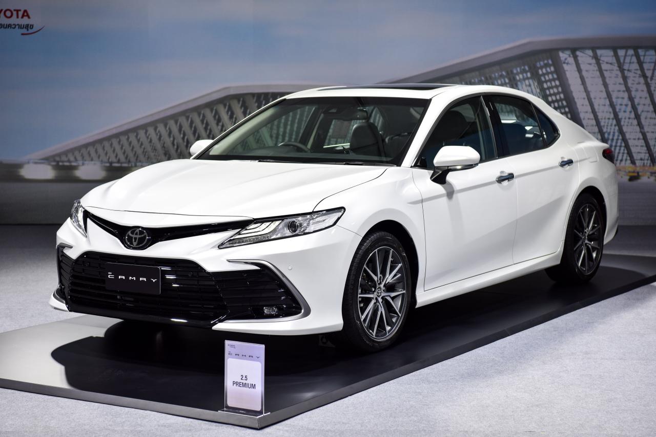 Sistem Suhu Dalaman Ditala Roo Toyota Camry Meniru Malam Pedalaman